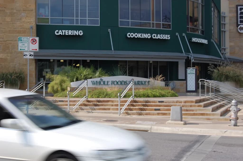 Whole Foods Cafeteria