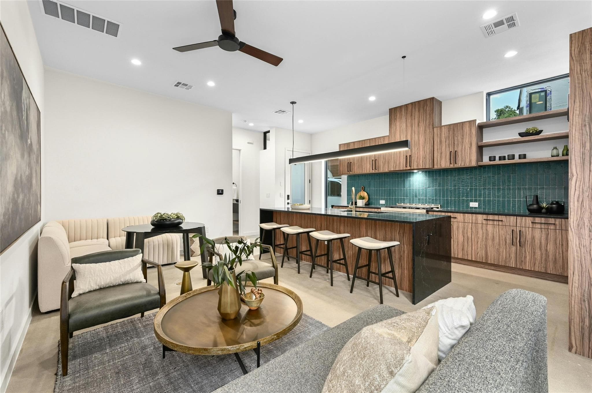 219 Lessin Ln Unit 6, Austin