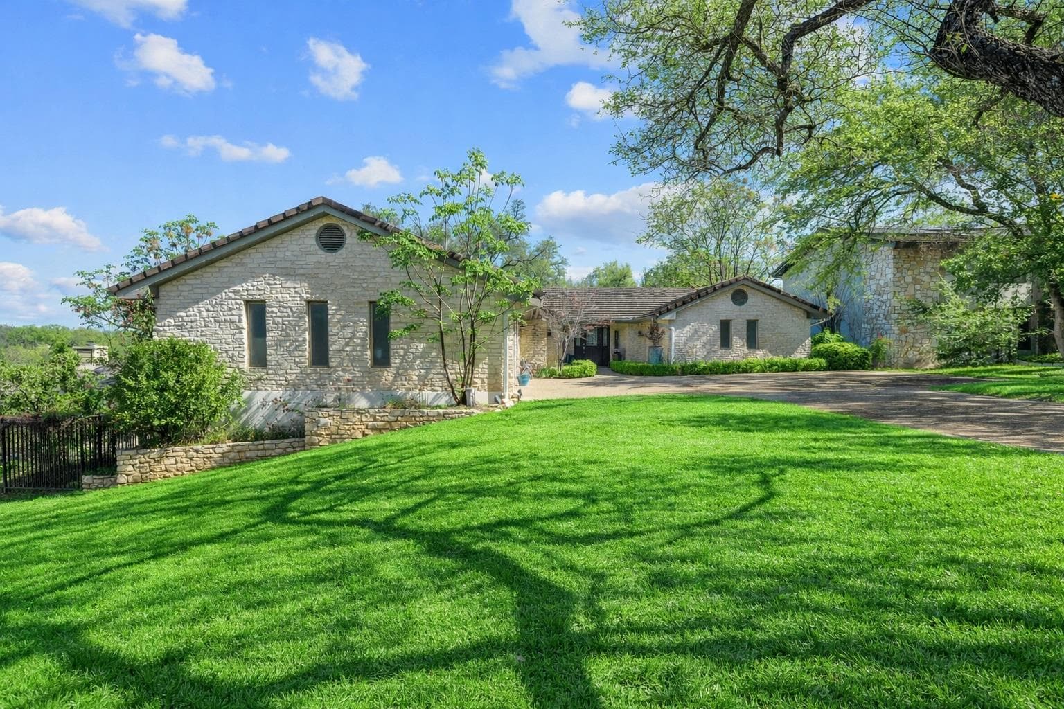 604 Rolling Green Dr, Lakeway, photo 3
