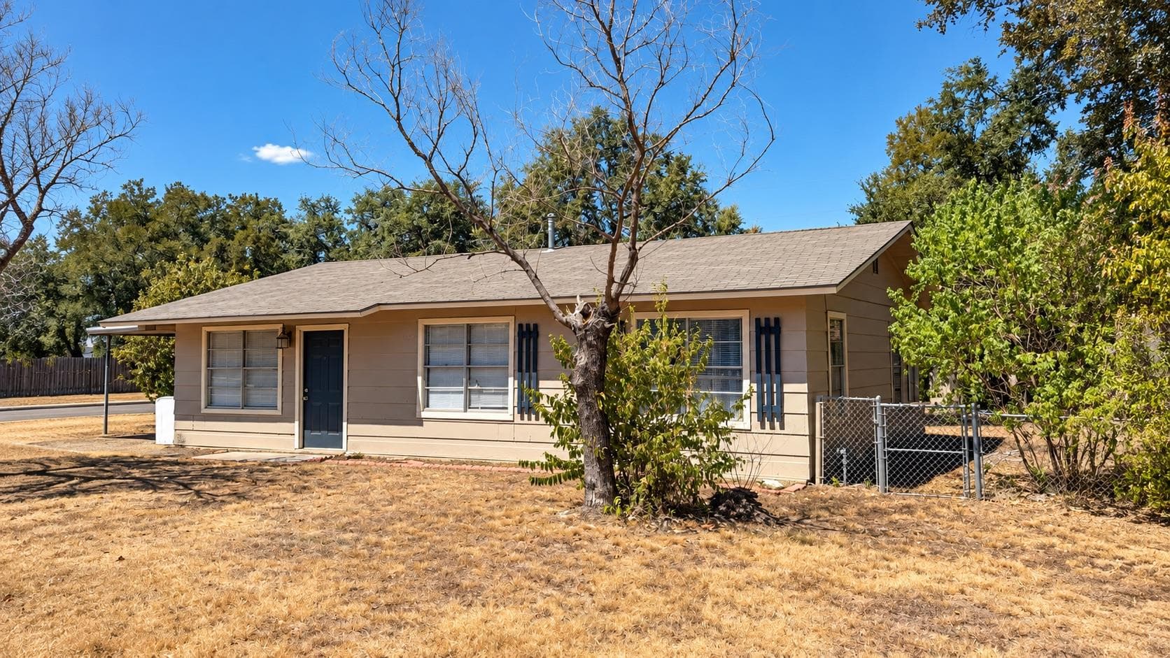 1506 Circle Dr, Round Rock, photo 2